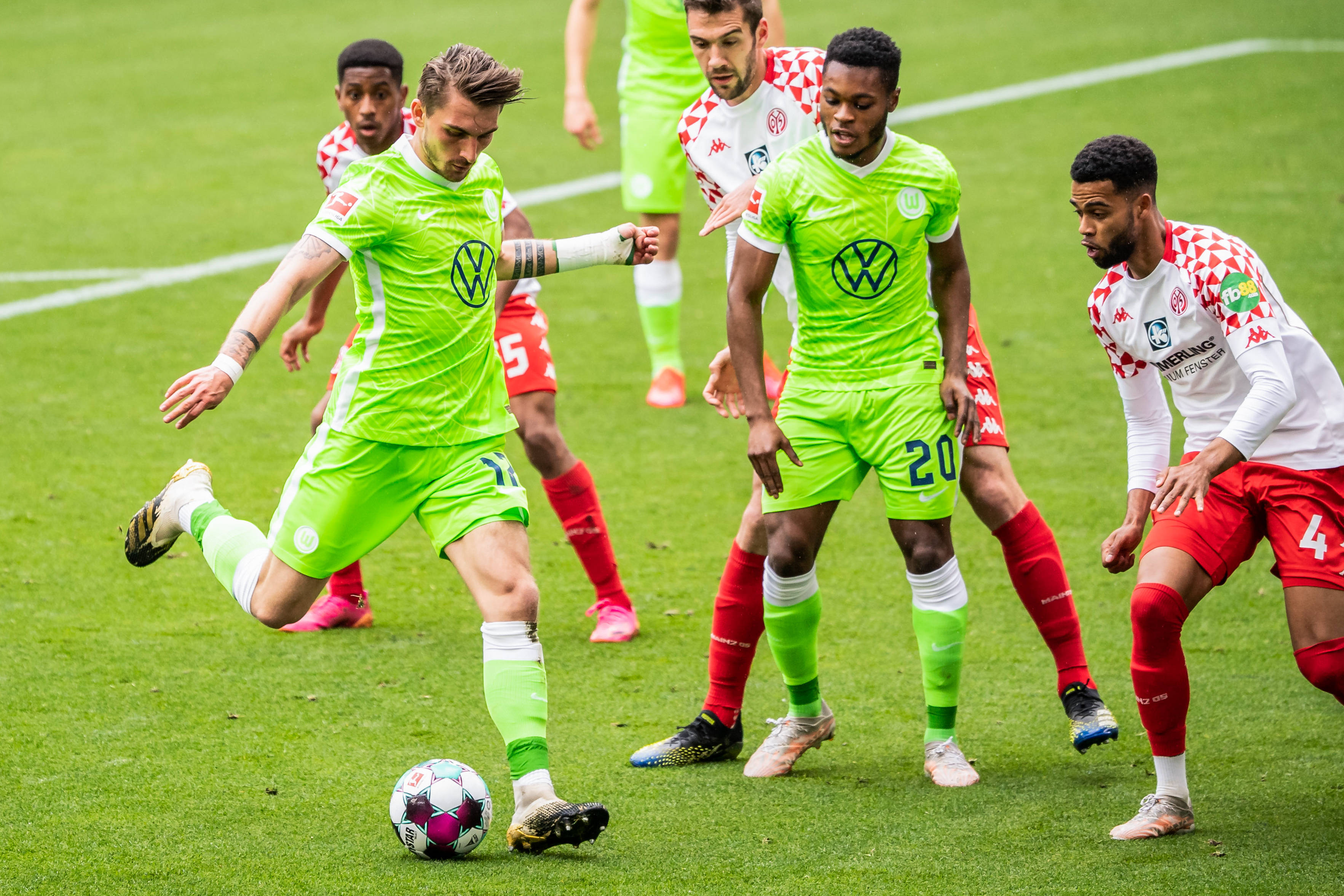 开云体育app-多特蒙德与沃尔夫斯堡交锋，争夺胜利