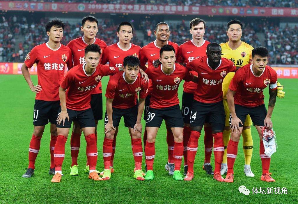 欧洲劲旅风头无两，轻松擒下亚冠豪强的简单介绍