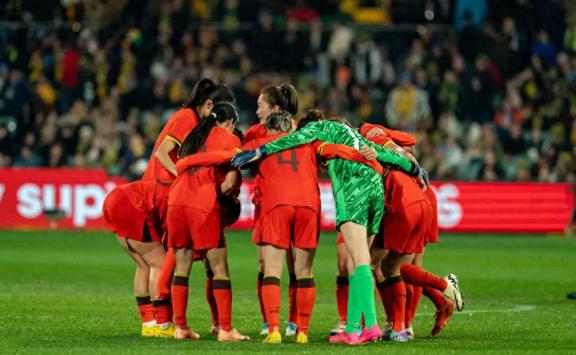 泰国女足取得对泰国男足的友谊赛胜利