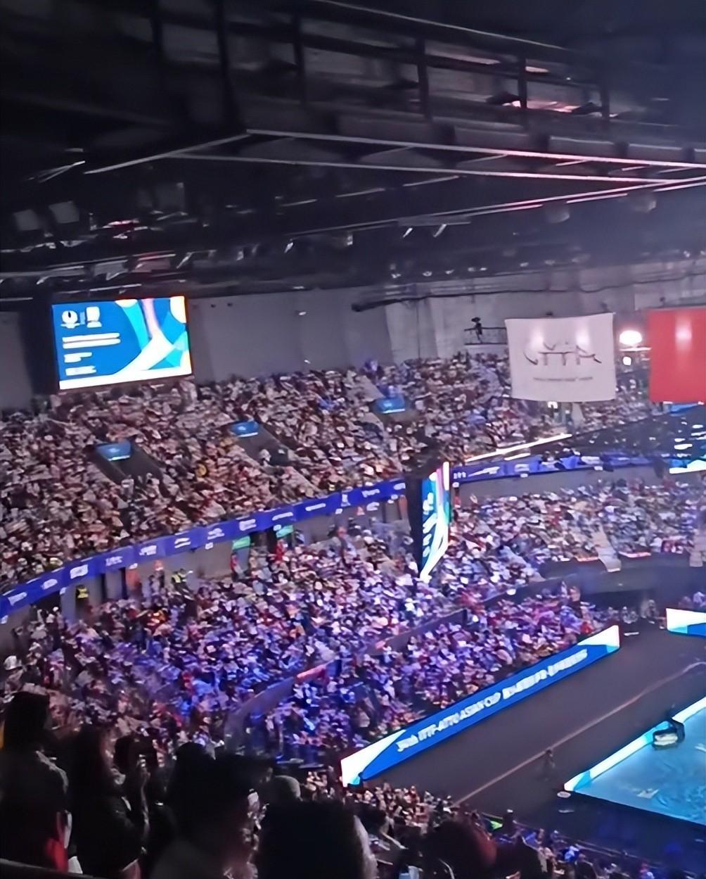 开云APP-关于顶尖对决！国际足球赛场上座无虚席的信息