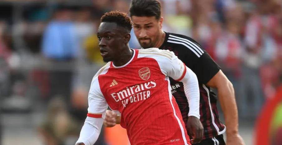 皇家社会签约哥伦比亚国脚，增强后防实力的简单介绍