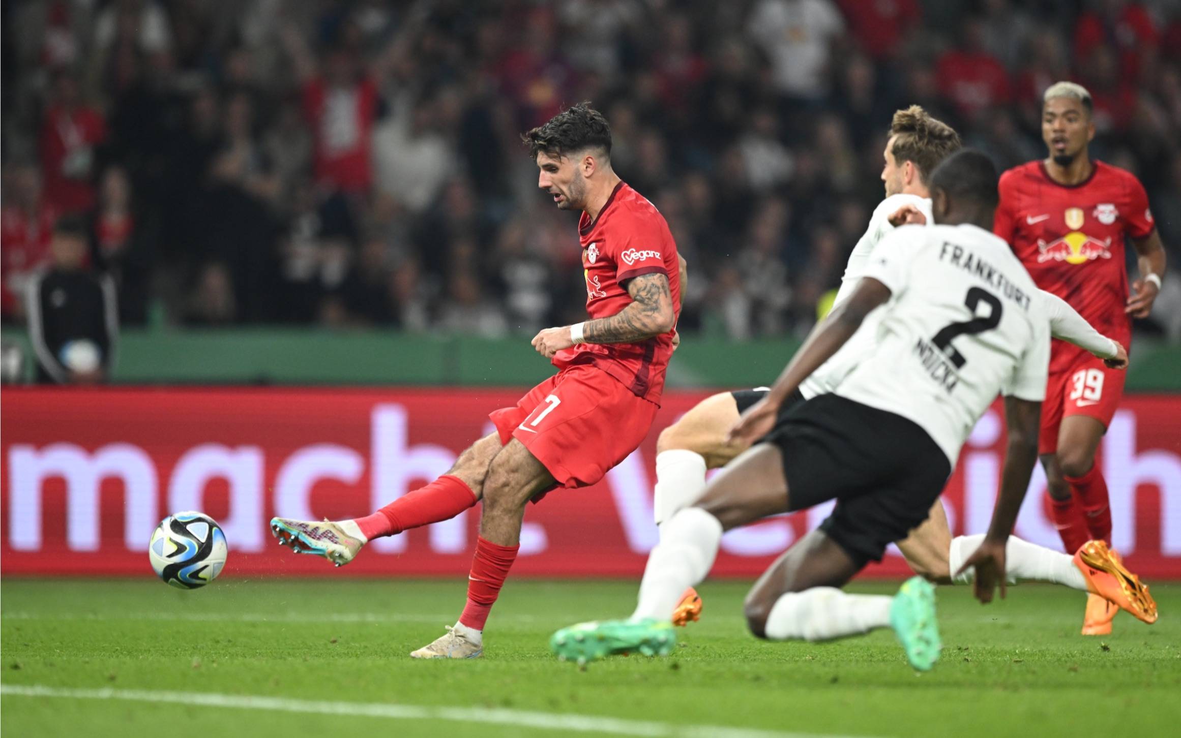 美因茨新星涌现，德甲未来前景堪忧的简单介绍