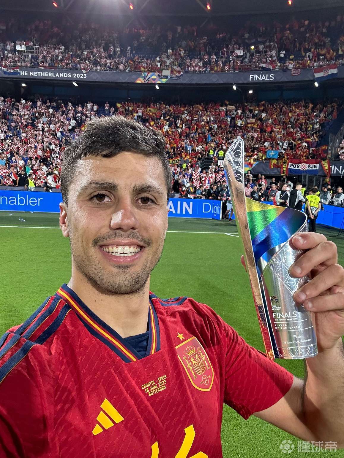 开云官网-包含克罗地亚队在点球大战中获胜，晋级欧国联半决赛的词条