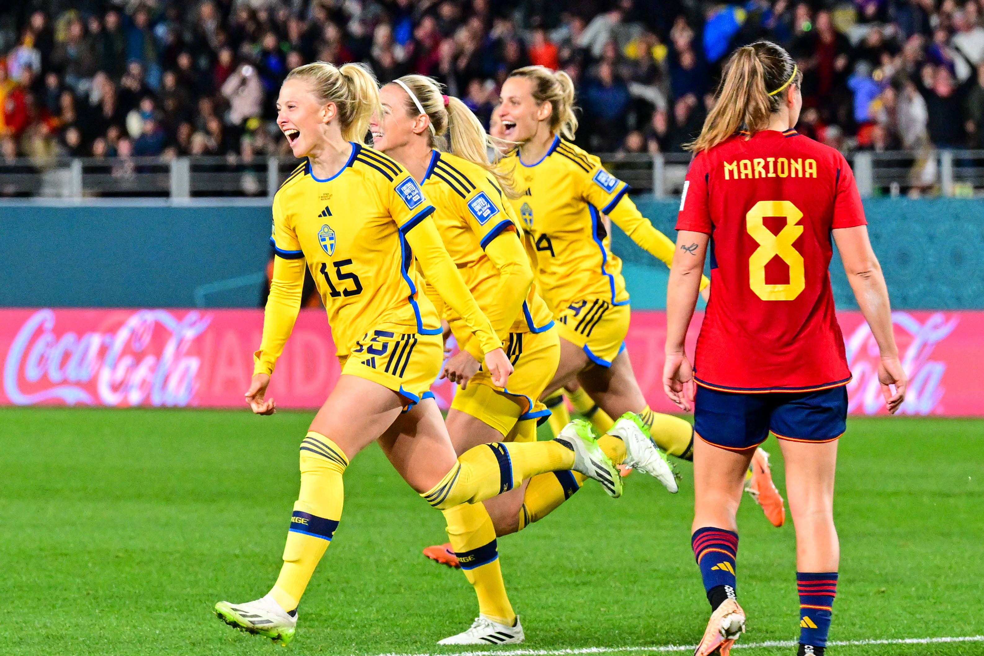 瑞典女足明星在本场比赛表现抢眼