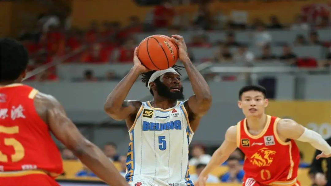 北京队充满斗志,武汉队决心奋战的简单介绍 北京队充满斗志,武汉队决心奋战的简单介绍