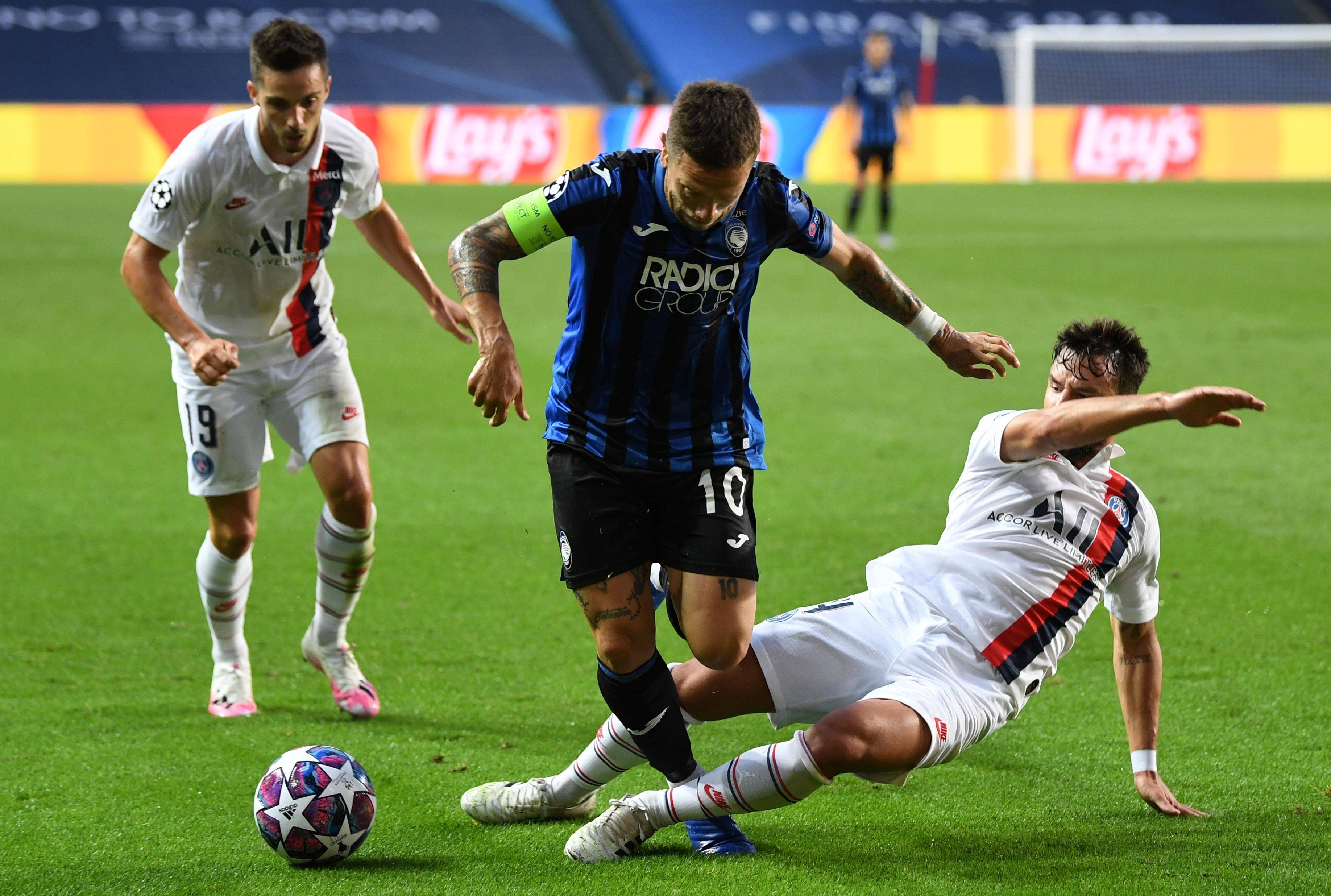 关于荷兰队奋力击败对手轻松晋级欧预赛四强的信息