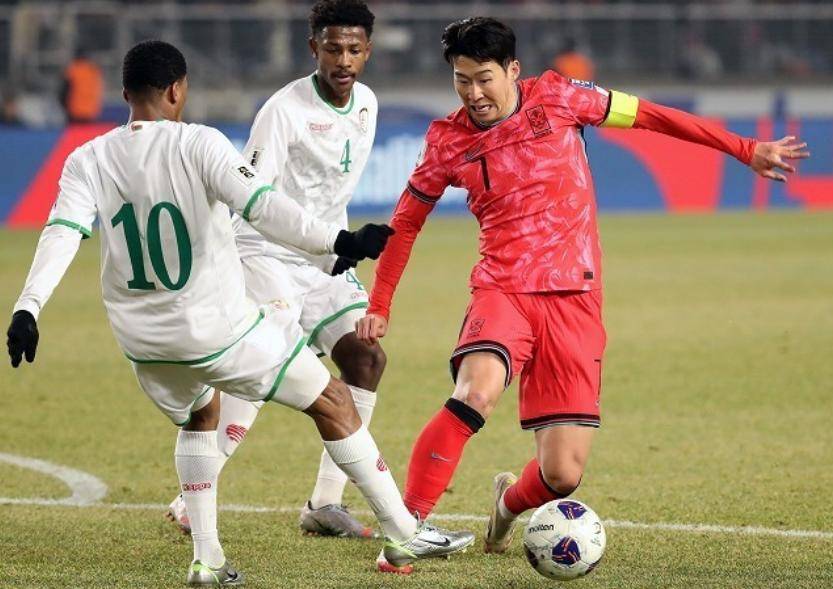 日本客场不敌澳大利亚，遭遇两连败