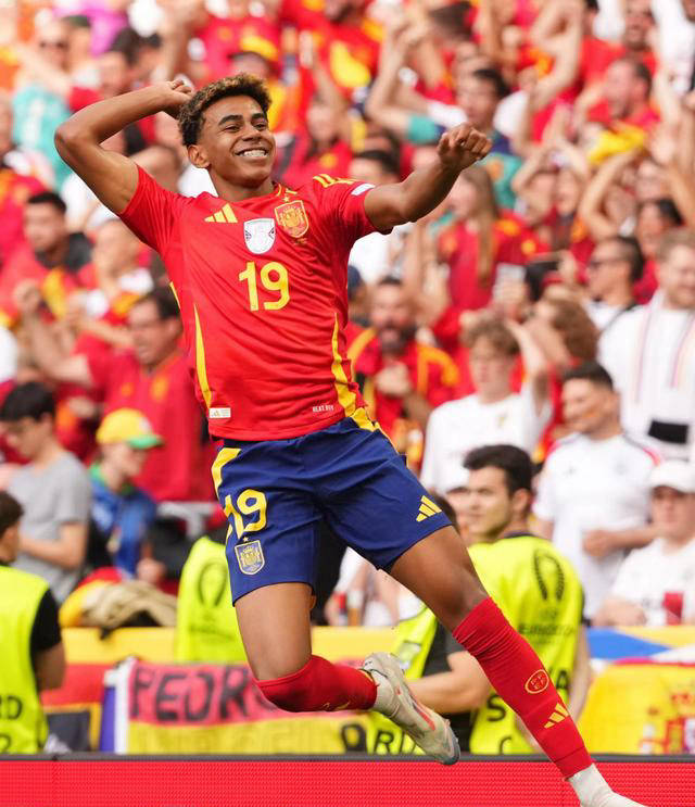 开云体育app-乌克兰大胜塞浦路斯，欧洲杯热身赛中取得连胜的简单介绍