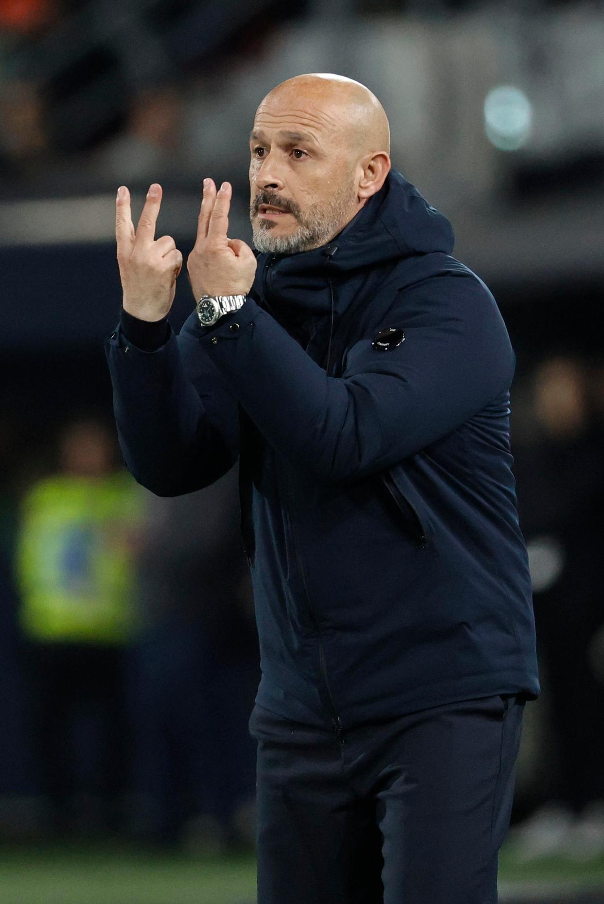 詹姆斯遭遇AC米兰晋级,意甲局势紧张的简单介绍 詹姆斯遭遇AC米兰晋级,意甲局势紧张的简单介绍