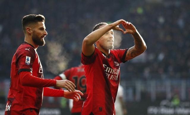 罗马不敌对手,失去积分领跑权 罗马不敌对手,失去积分领跑权