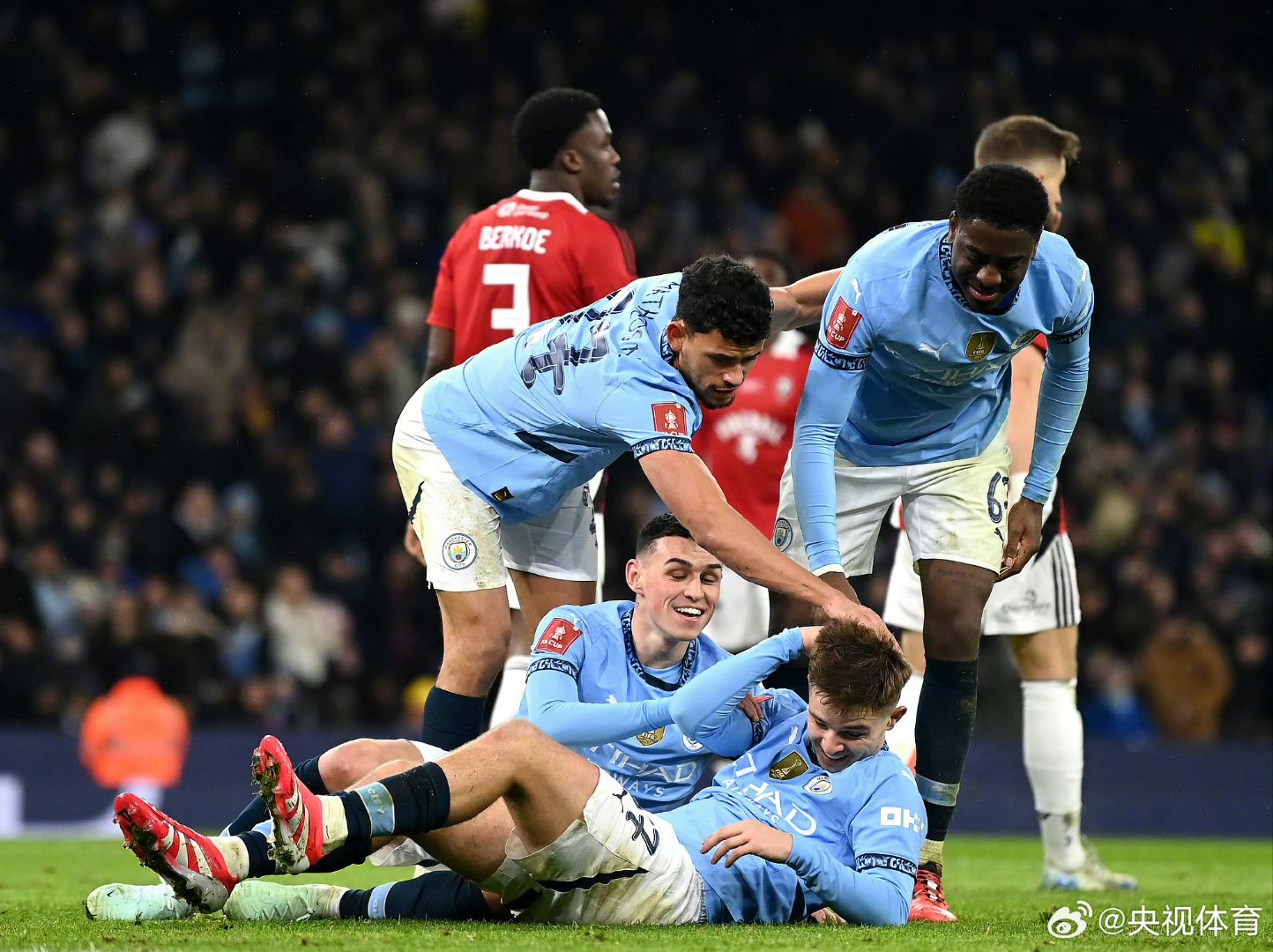 曼城遭遇国米碾压,世界杯局势紧张的简单介绍 曼城遭遇国米碾压,世界杯局势紧张的简单介绍