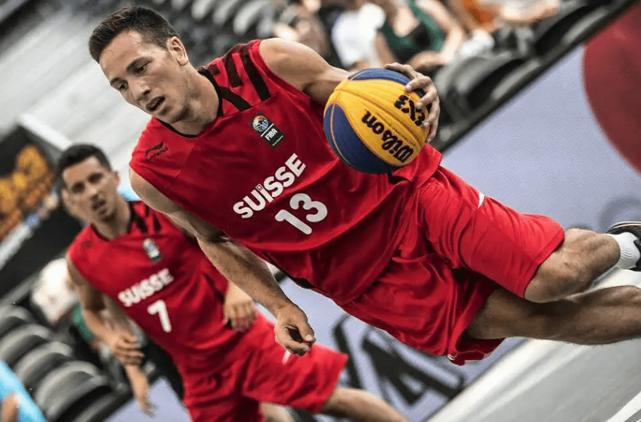 斯洛伐克成功阻击对手，保住小组前进希望的简单介绍