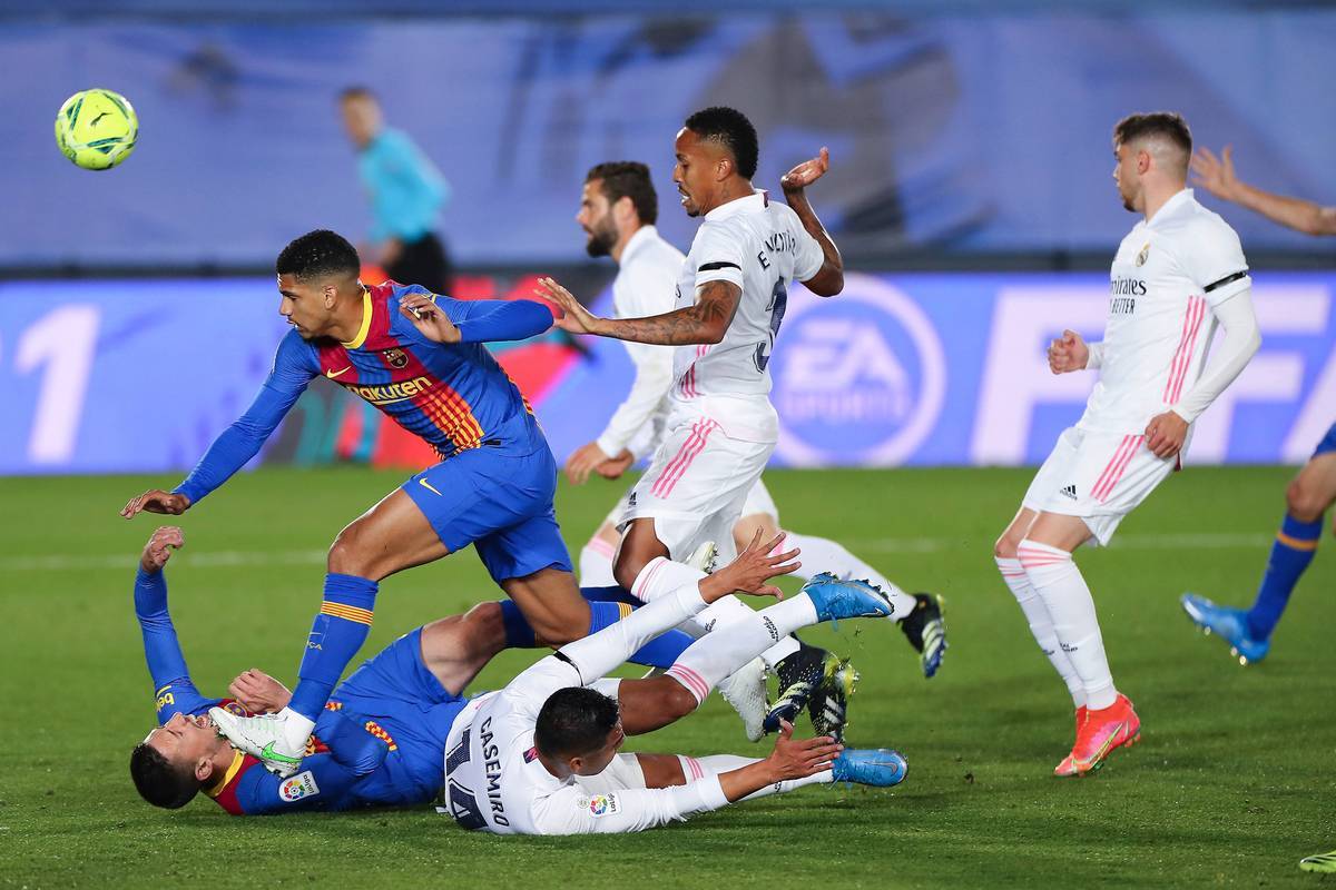 开云体育中国-包含德甲重磅对决：巴萨迎战葡萄牙，热议不断的词条