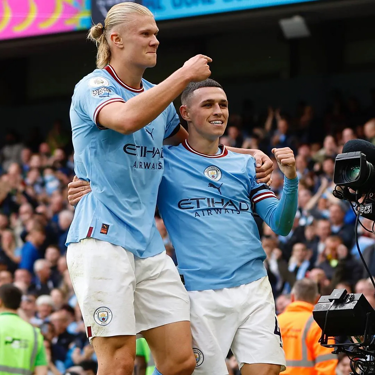 狼堡球员大放异彩，助球队赢得比赛三分