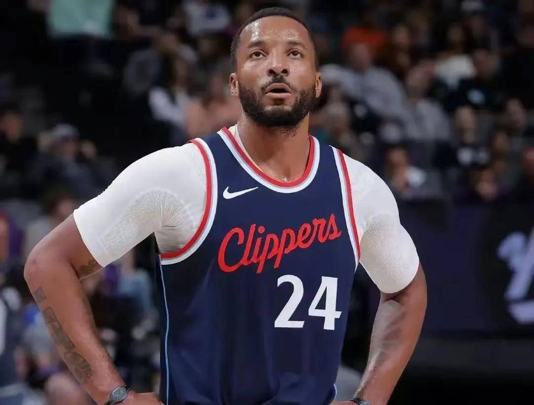 开云平台-快船战胜独行侠，保持不败战绩