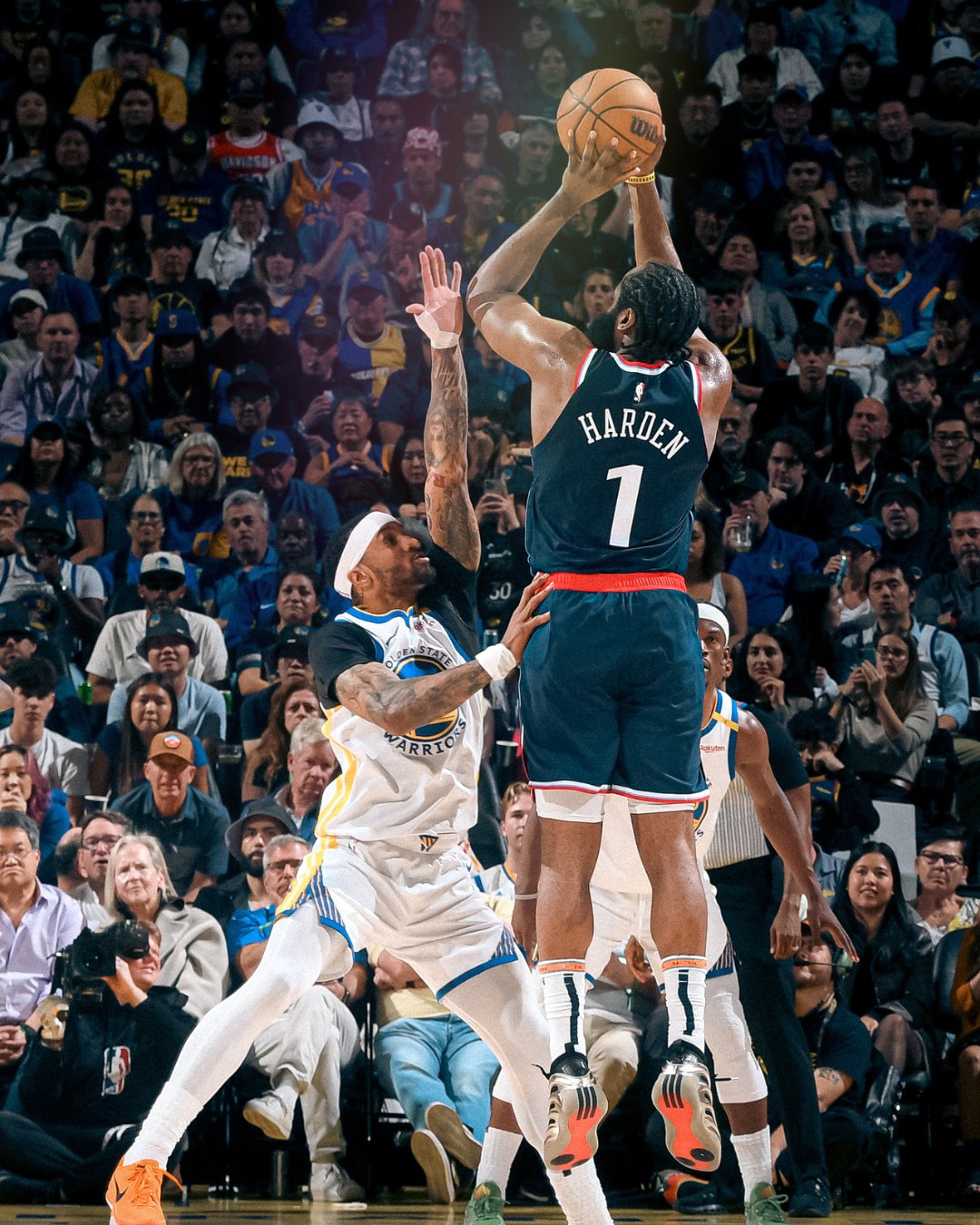 开云体育下载-76人轻取雷霆，哈里斯绝境逆转