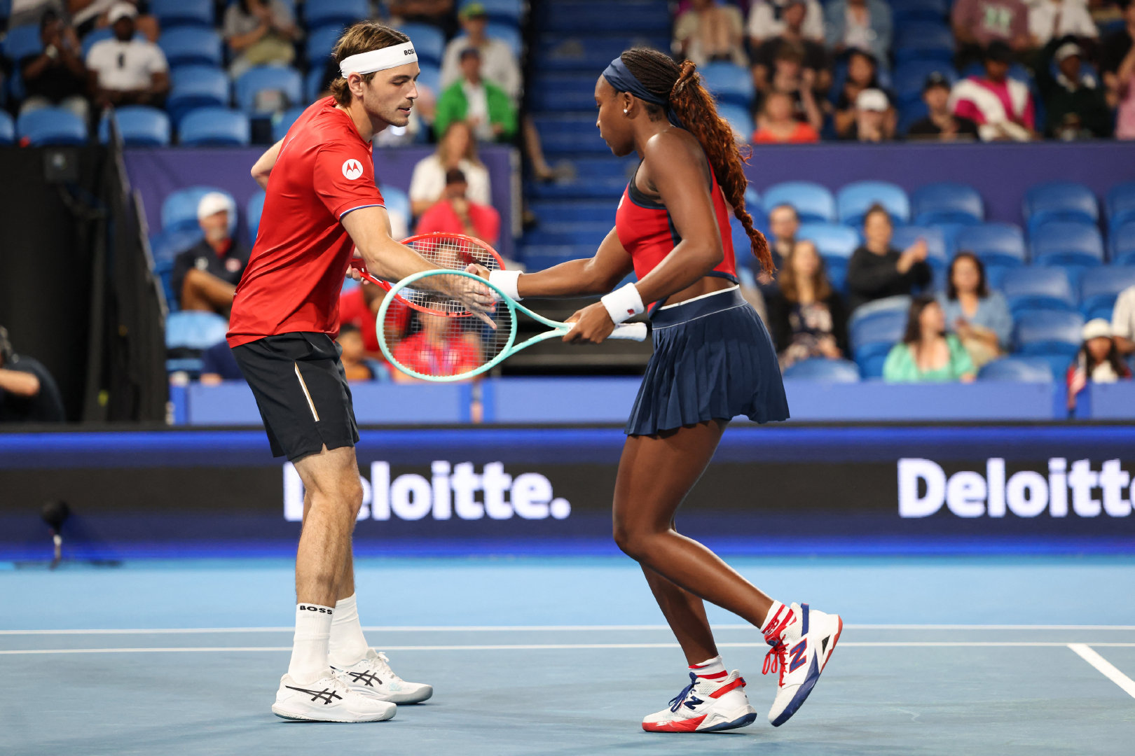 开云体育官方网站-拉沃尔杯力克联合杯,西西帕斯关键制胜