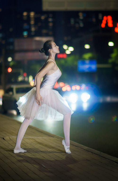 克莱主宰战局,国王末节逆转险胜黄蜂