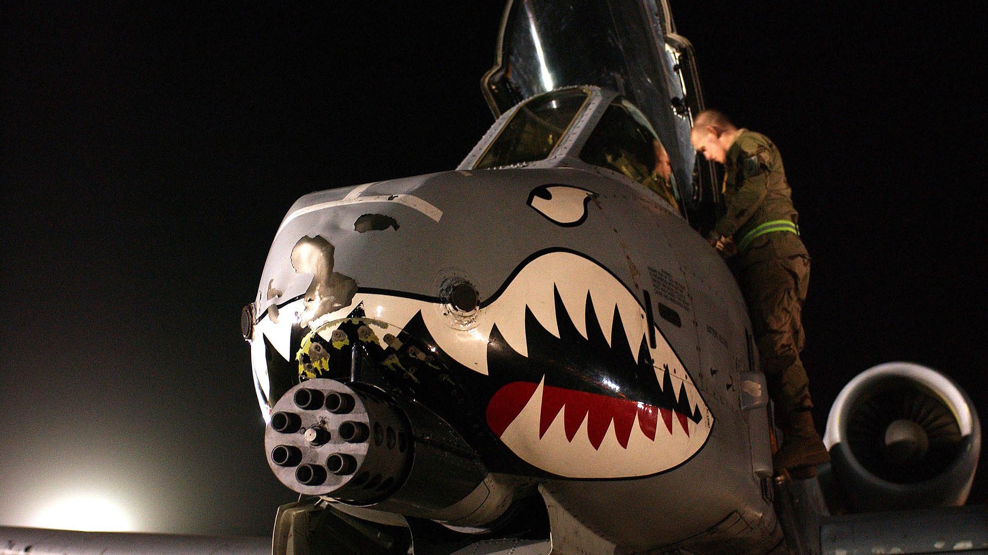 钢铁门神,奥纳纳的封王之夜