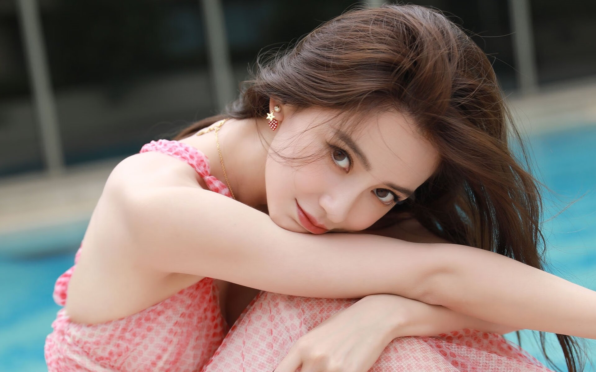 太阳全面压制广厦，布克刷新纪录震惊篮球界